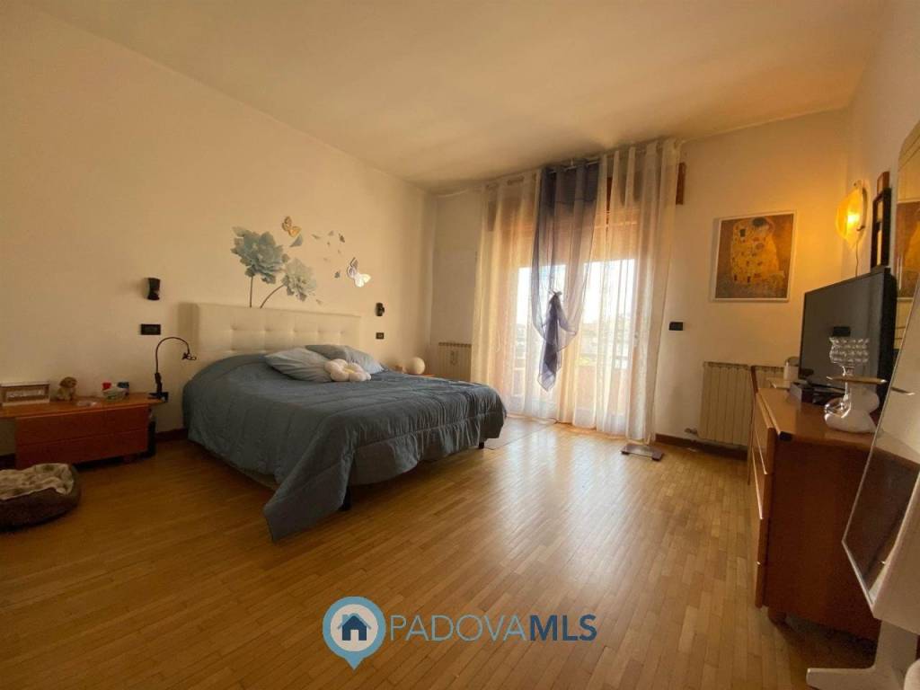 Appartamento a Porto viro in VIALE FIUME - Foto 2