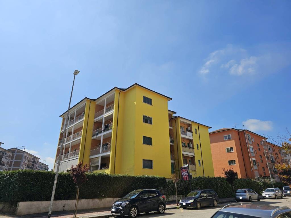 Appartamento a Benevento in Via Vincenzo Gioberti - Foto 2