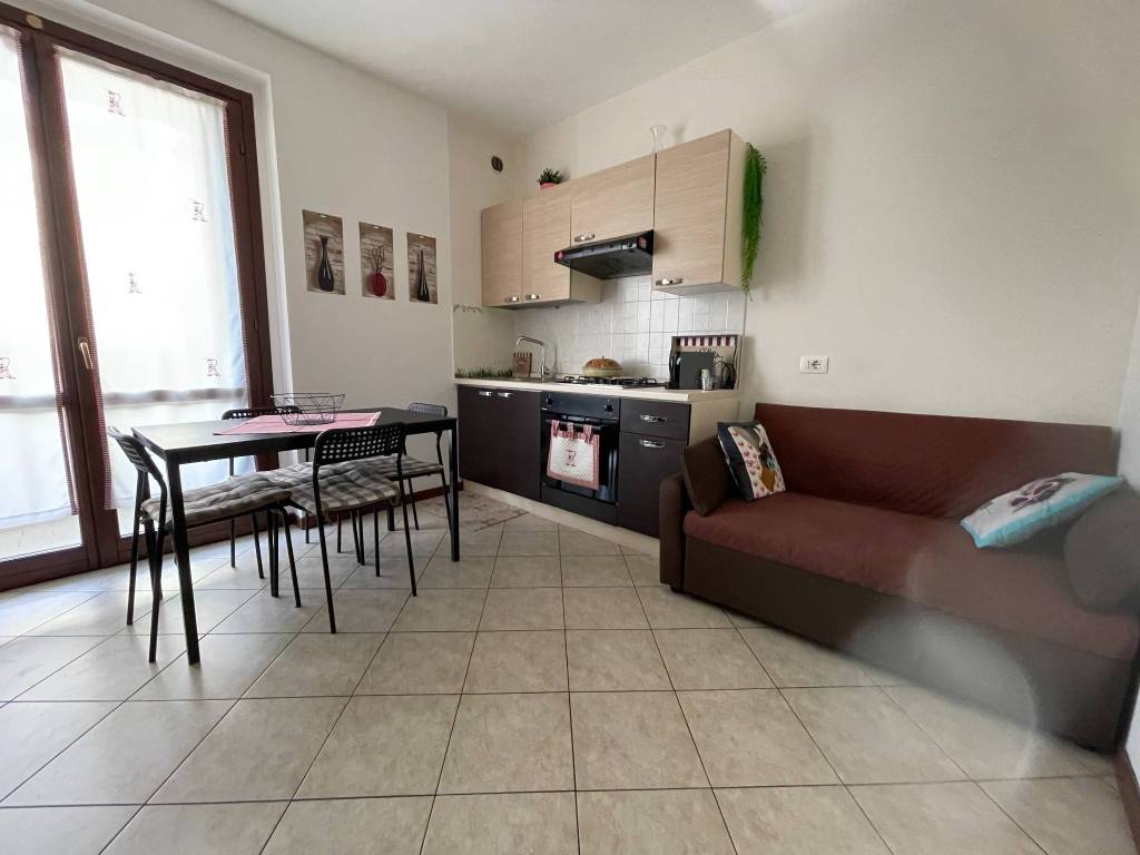 Appartamento a Caronno pertusella in Via Silvio Pellico, 113 - Foto 3