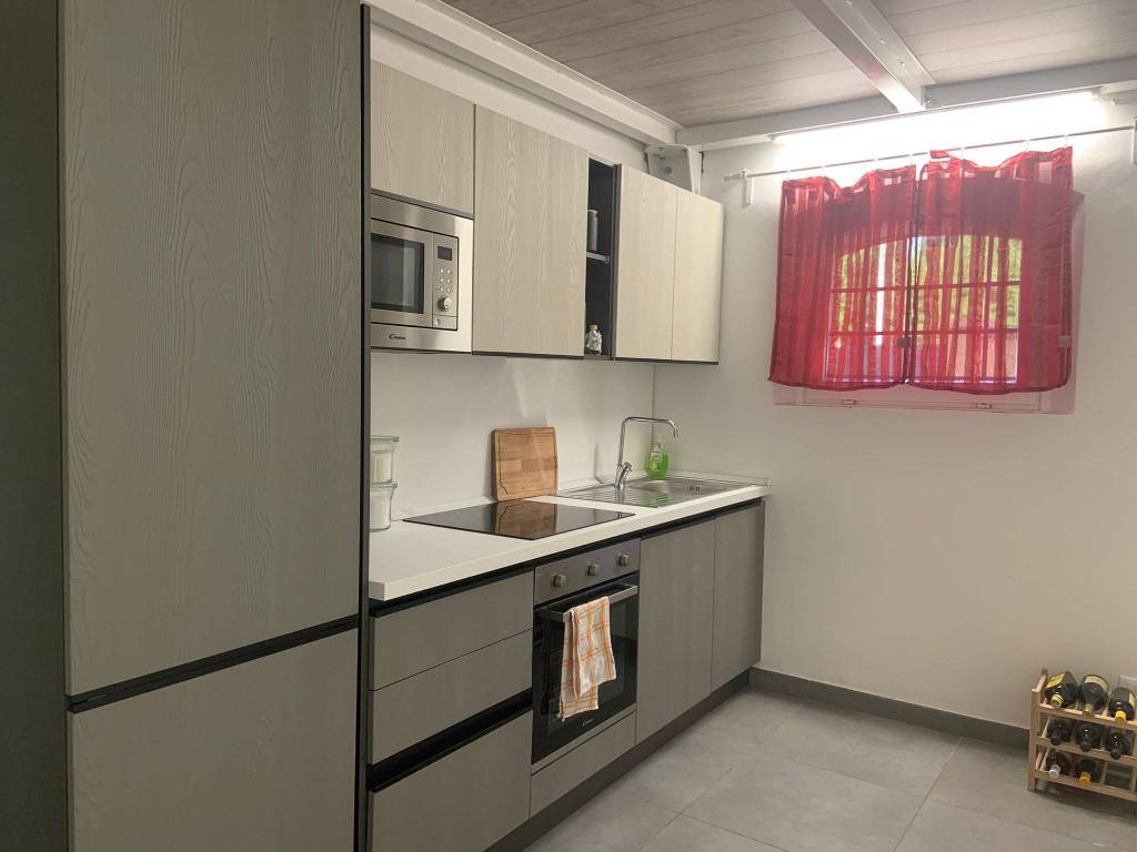 Appartamento a Modena in Via Nuova Estense - Foto 4