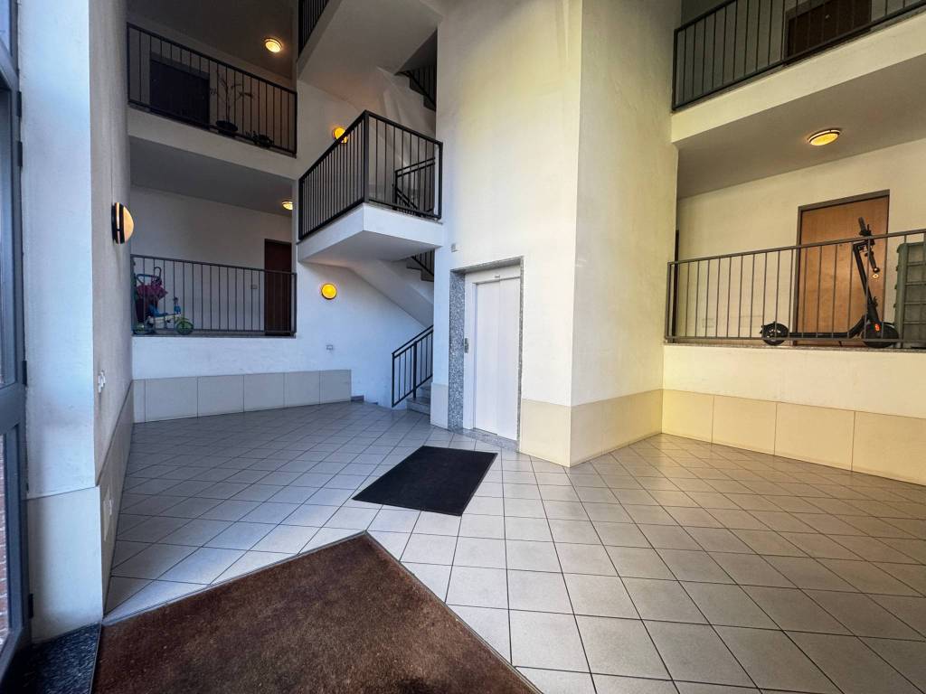 Attico / mansarda a Tavazzano con villavesco in Via Lago Gerundo, 7 - Foto 2