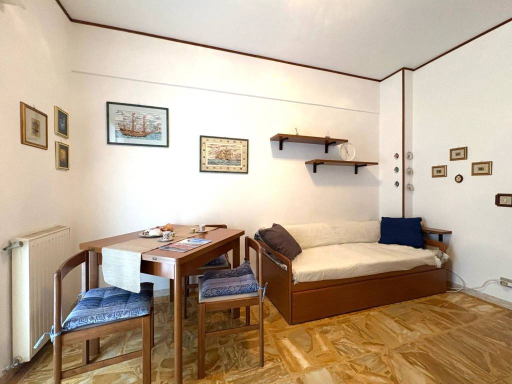 Appartamento a Pietra ligure in Via Francesco Crispi, 8 - Foto 2