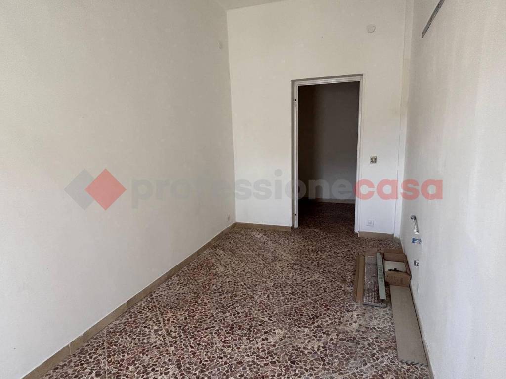 Appartamento a Taranto in via La Spezia, 17 - Foto 5