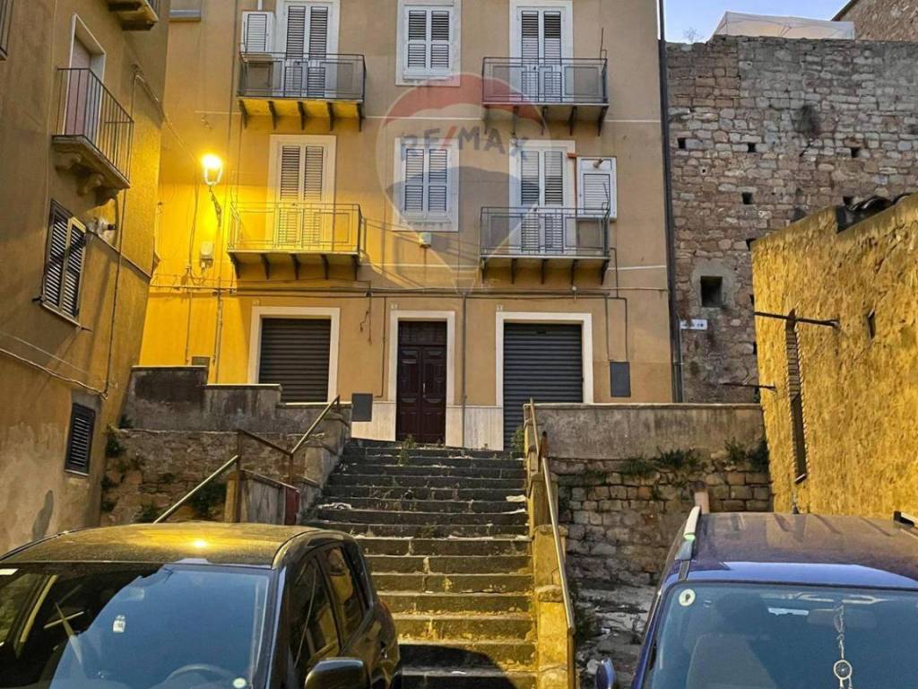 Appartamento a Piazza armerina in Via Lo Re, 3 - Foto 2