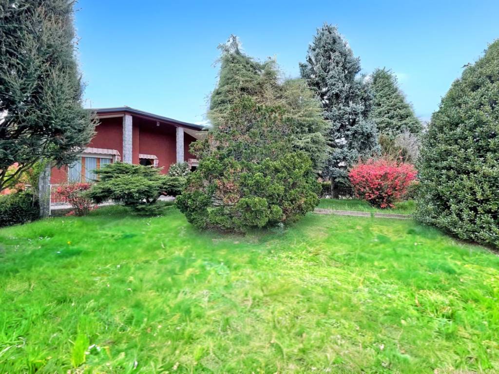 Villa a Lonate ceppino in Via A. de Gasperi, 8 - Foto 2