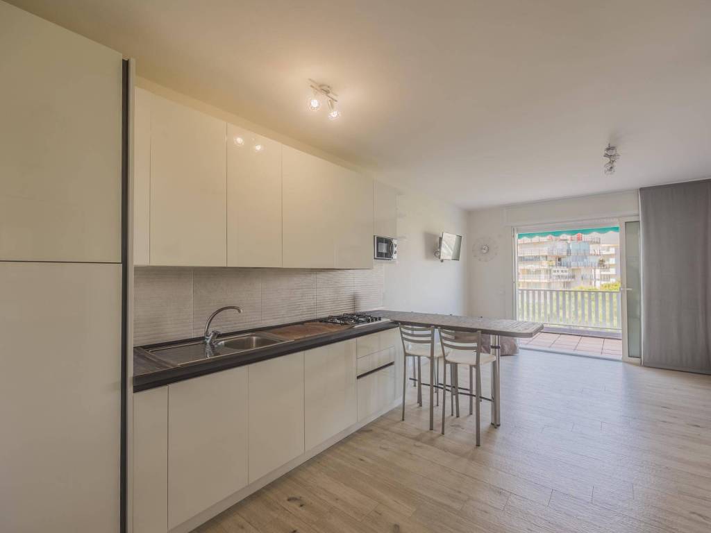 Appartamento a Lignano sabbiadoro in Via Timavo - Foto 2