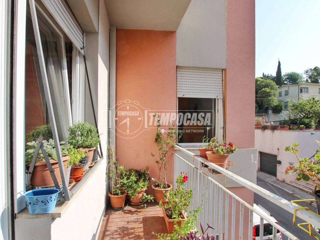 Appartamento a Ancona in Via Raffaello Sanzio - Foto 4