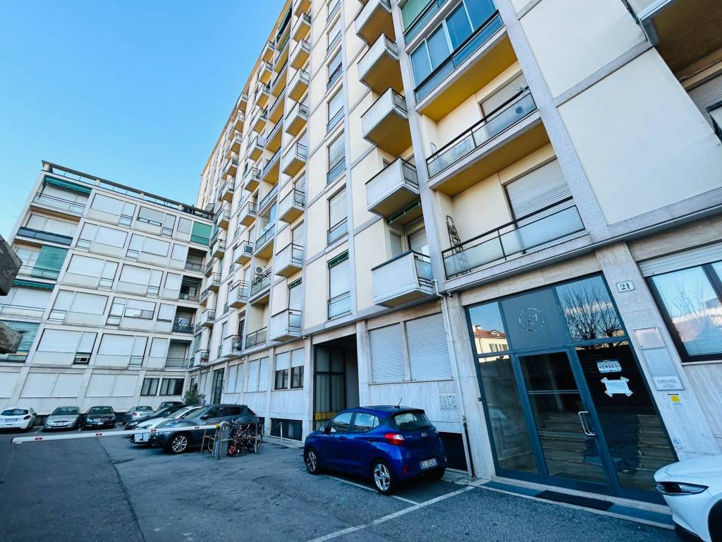 Appartamento a Varese in Via Carlo Rainoldi, 21 - Foto 5