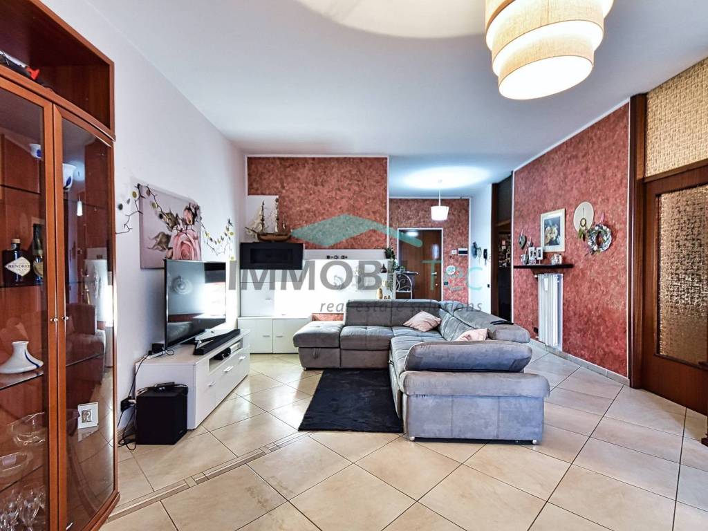 Appartamento a Saronno in Via Fratelli Cervi, 27 - Foto 4