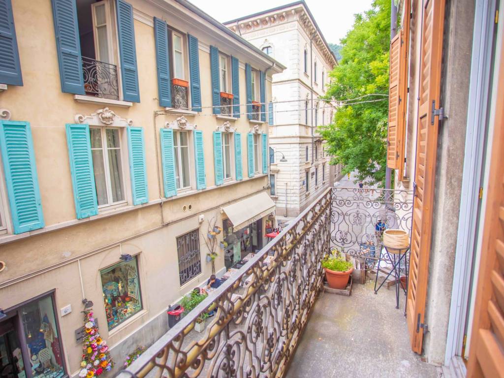 Appartamento a Como in Via Giovio - Foto 4