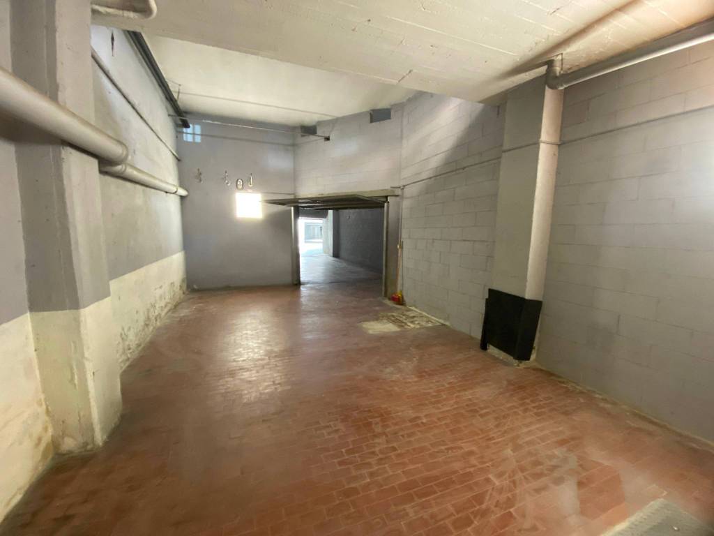 Box / garage a Alessandria in Via Cardinale Carlo Caselli, 7 - Foto 2