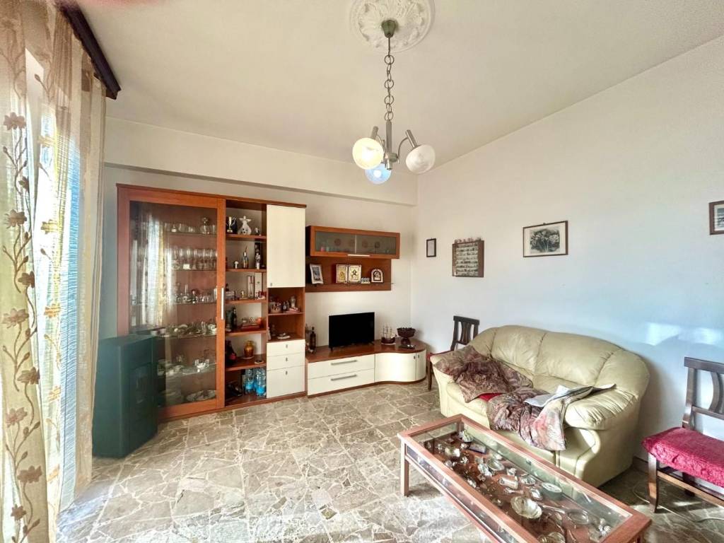 Appartamento a Monteriggioni in Via Val D'Aosta, , 39 - Foto 3