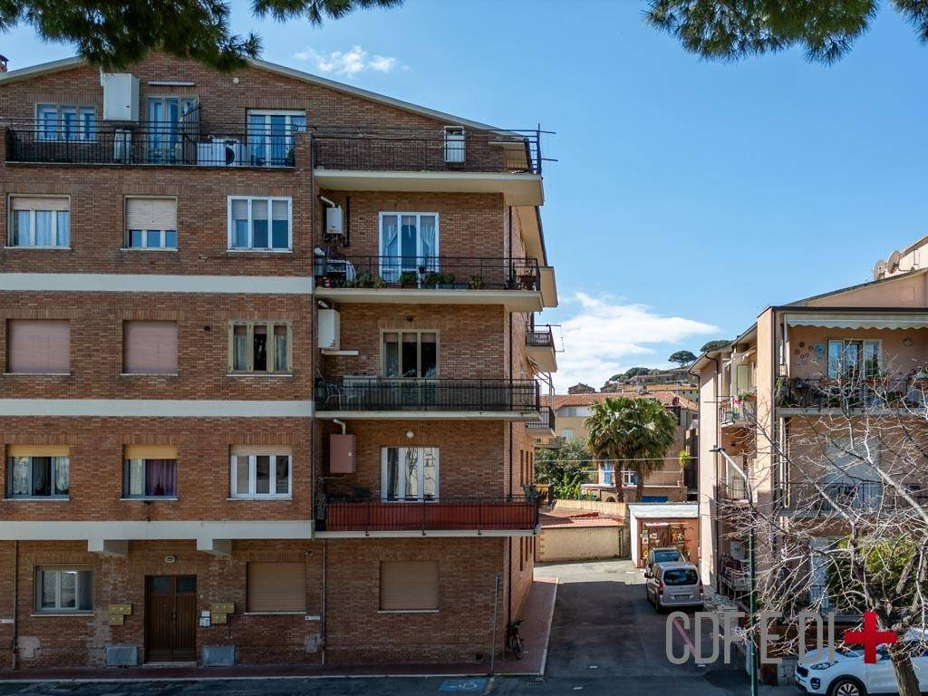 Appartamento a Castiglione della pescaia in Via Alessandro Manzoni - Foto 3