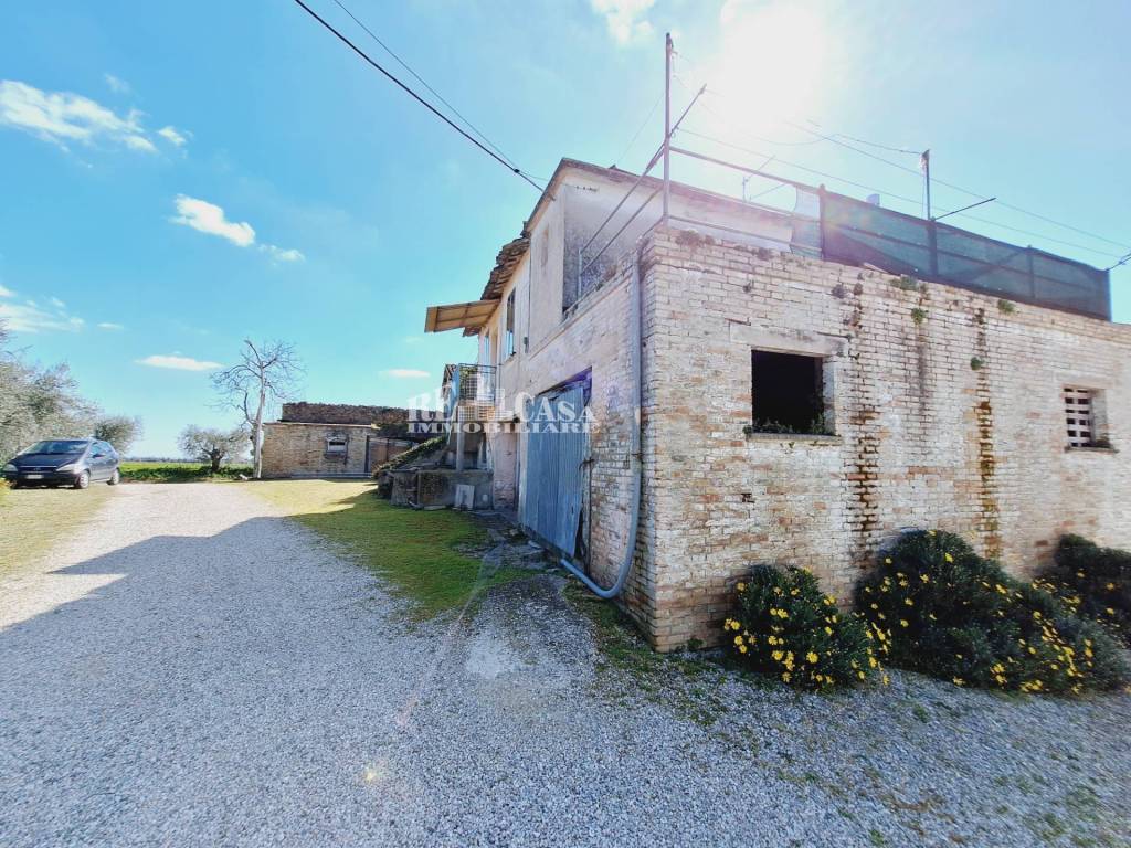 Rustico / casale a Monsampolo del tronto in contrada samt'egidio - Foto 5