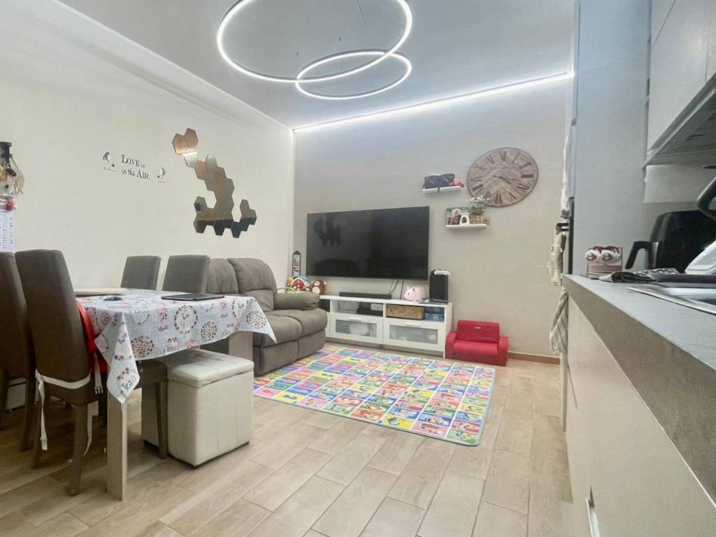 Appartamento a Fenegrò in Via Moro da Fenegrò - Foto 2