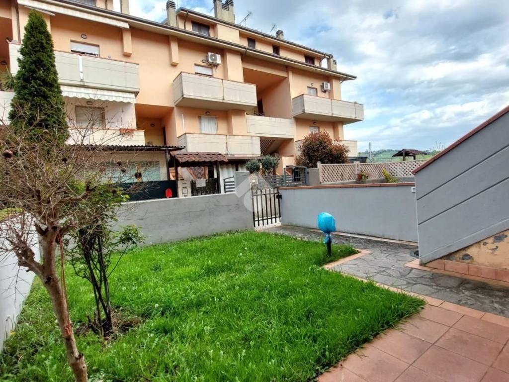 Appartamento a Vallefoglia in Via corso XXI gennaio - Foto 2