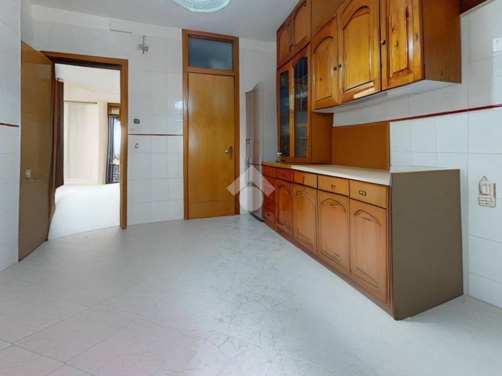 Appartamento a Francavilla fontana in Via Donato Mangia - Foto 5