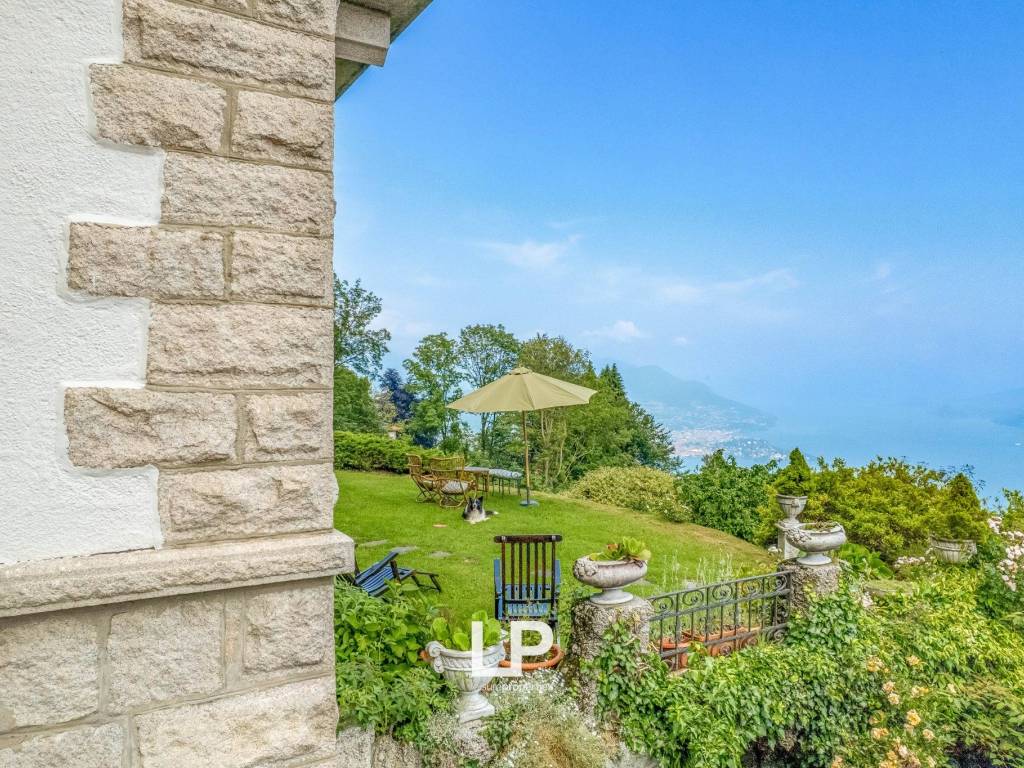 Villa a Stresa in Via Alpinia 19 - Foto 4