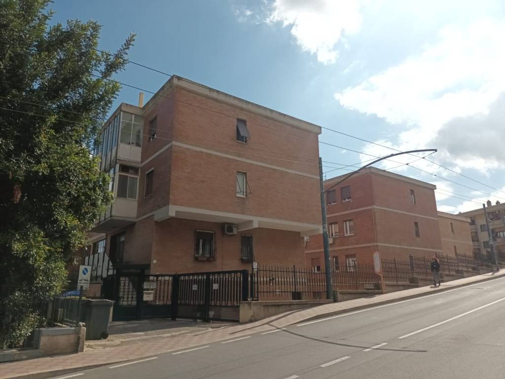 Appartamento a Cagliari in Via la Vega - Foto 3
