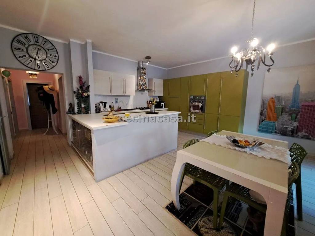 Appartamento a Cecina in Via P. Galluppi - Foto 2