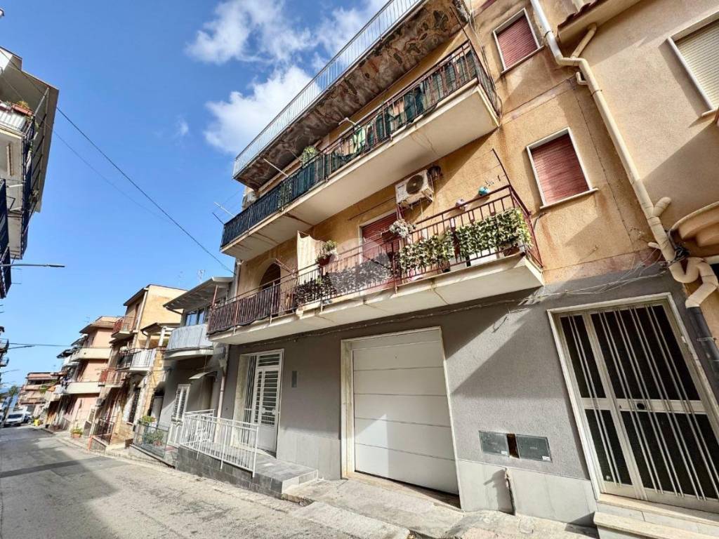 Appartamento a Balestrate in Via Papa Giovanni XXIII - Foto 2