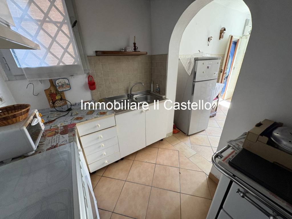 Casa indipendente a Castiglione del lago in Via Castiglionese, 13 - Foto 5