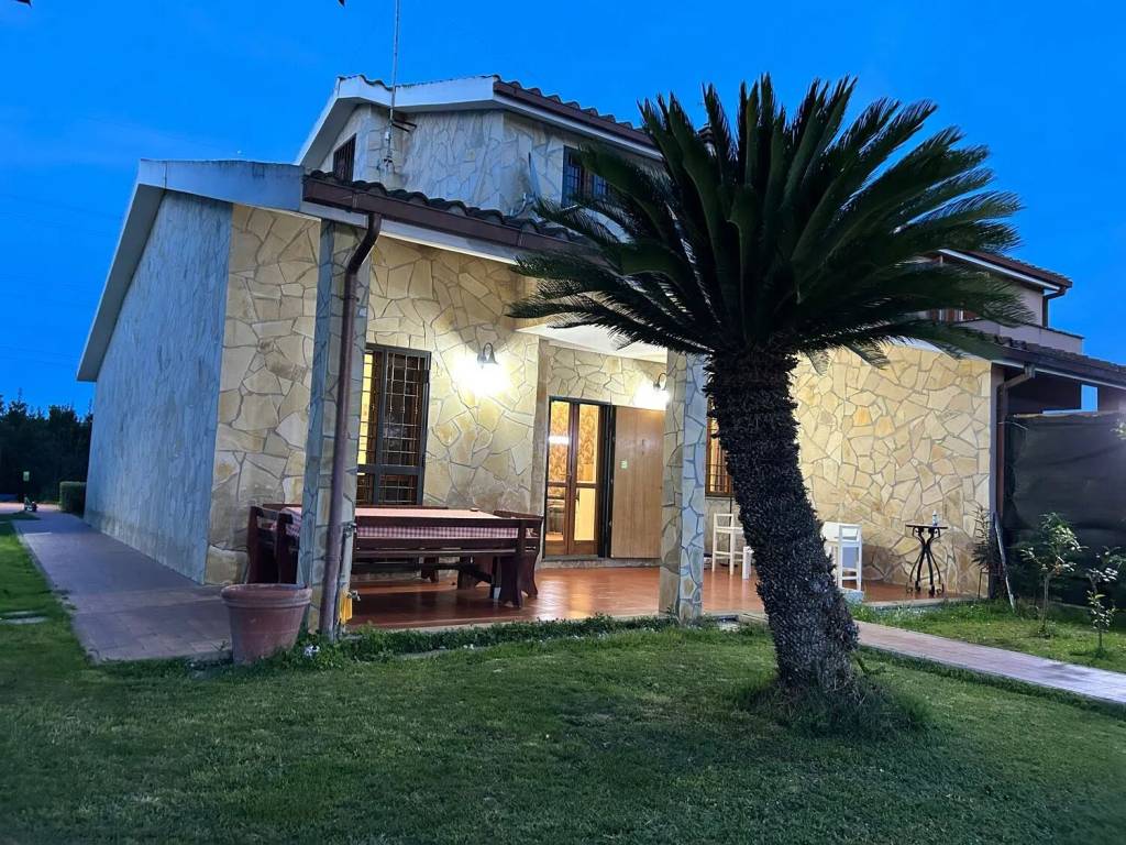 Villa a Tarquinia in Via dei Sisina - Foto 2