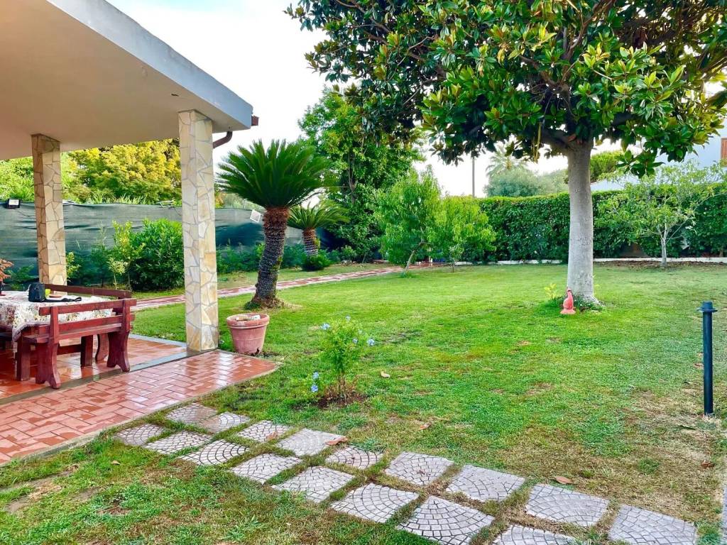 Villa a Tarquinia in Via dei Sisina - Foto 5