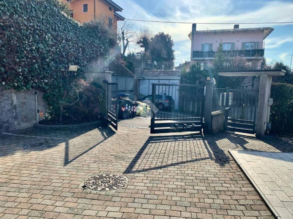 Box / garage a Varese in Via Carletto Ferrari, 100 - Foto 2