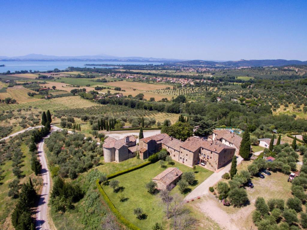 Rustico / casale a Tuoro sul trasimeno in Località Torale - Foto 2