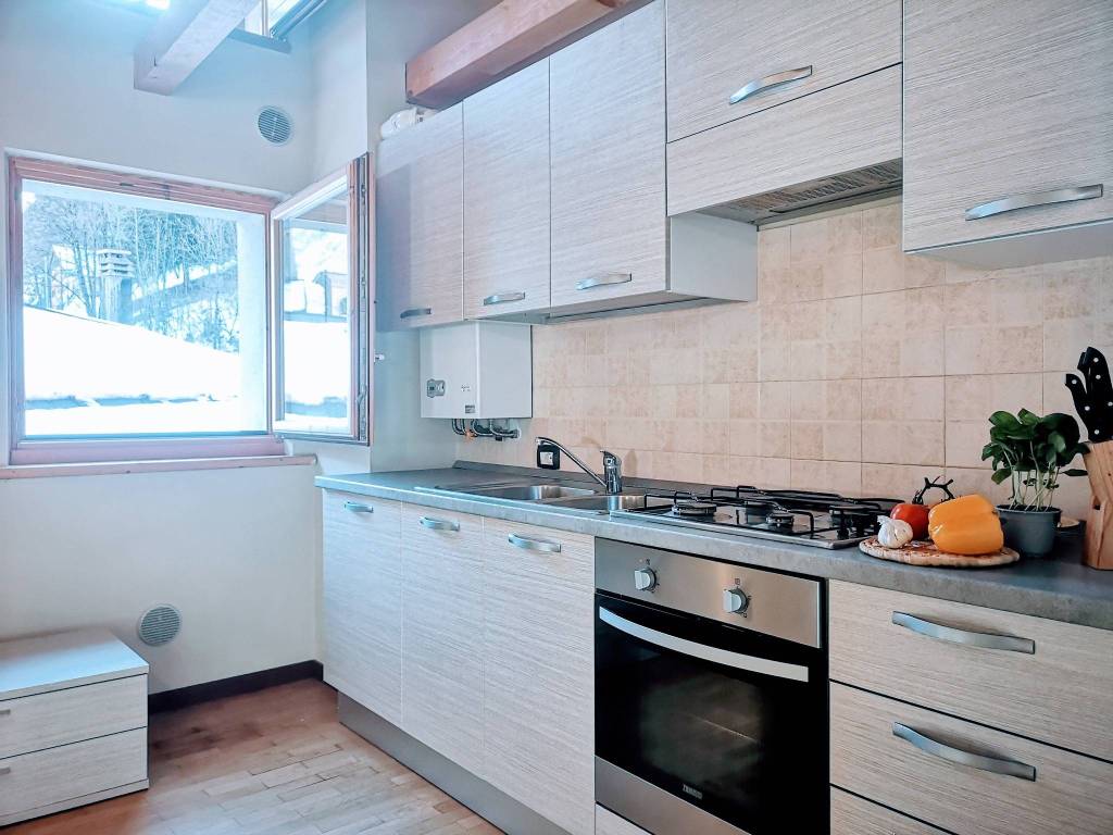 Appartamento a Perarolo di cadore in Piazza Roma, 19 - Foto 5