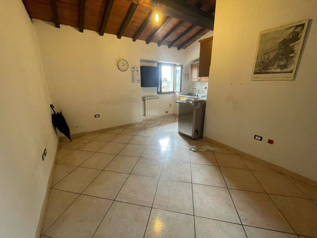 Appartamento a Montemurlo in Via Oglio - Foto 2