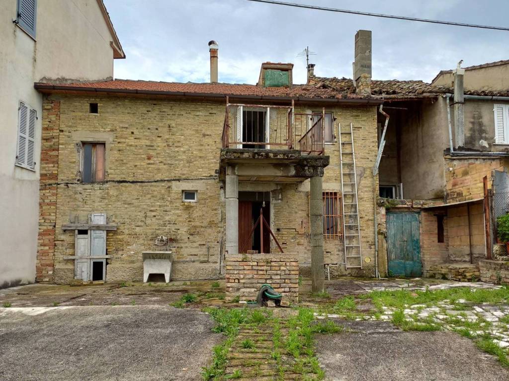Casa indipendente a Massa fermana in via san giuseppe, 12 - Foto 2