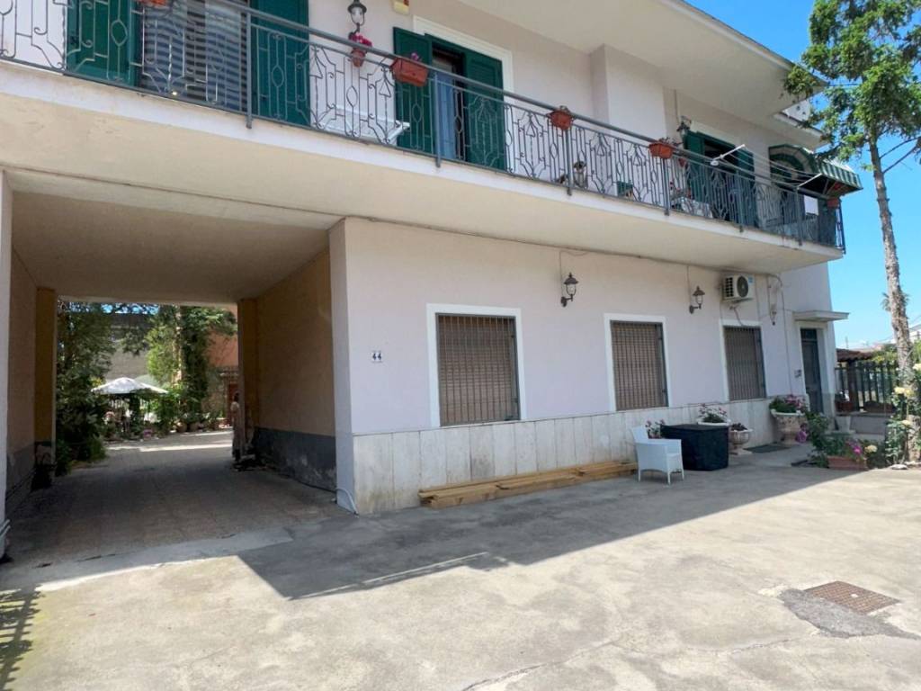 Casa indipendente a Palma campania in Via Circumvallazione - Foto 2