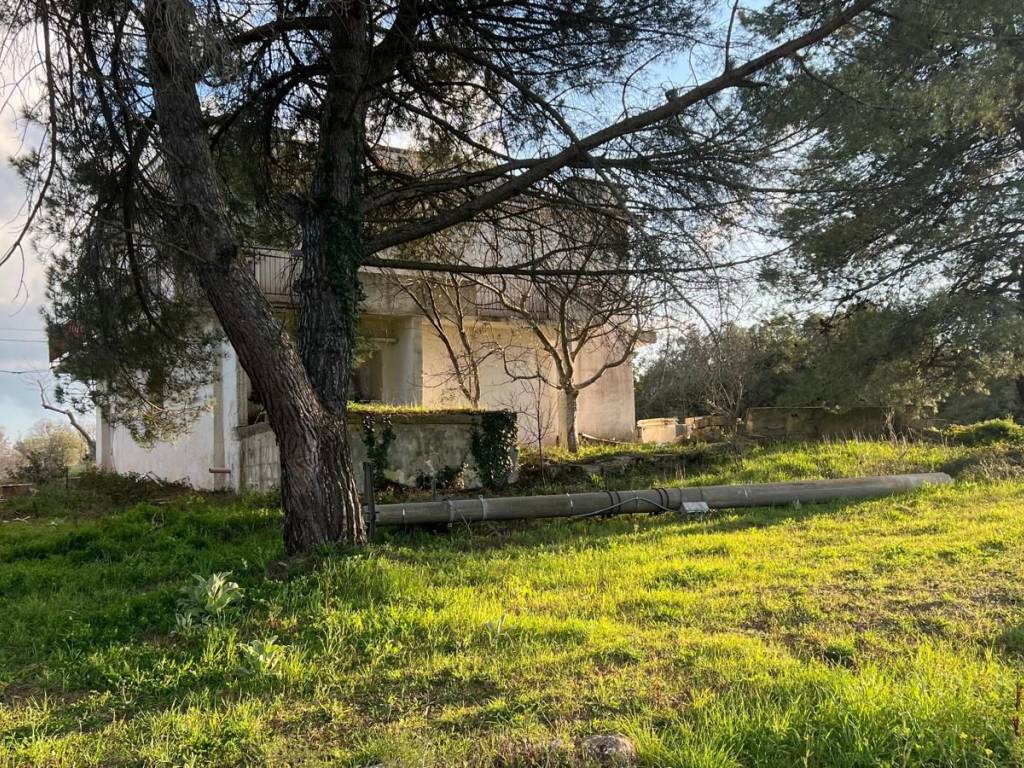 Villa a Ceglie messapica in SP23 - Foto 4