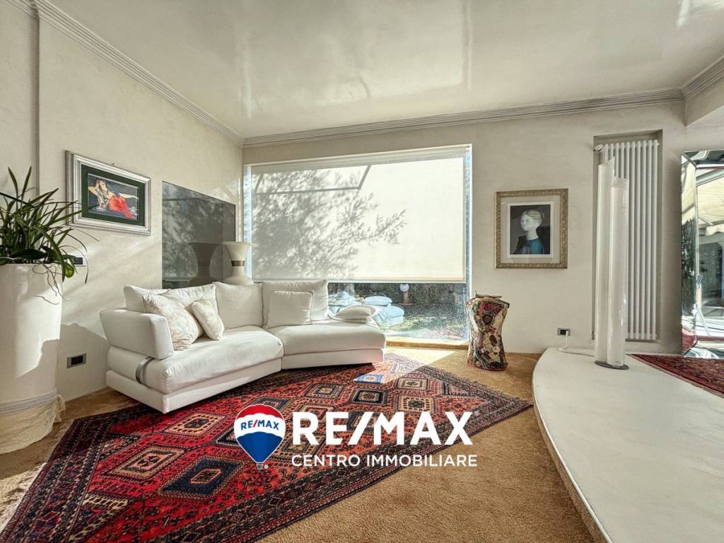 Villetta a schiera a Gavirate in Via Giuseppe Verdi - Foto 4