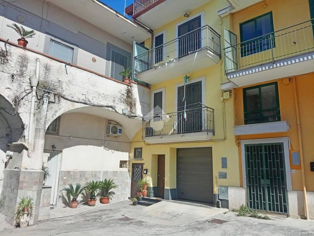 Casa indipendente a Pomigliano d'arco in Via Guglielmo Marconi, 65 - Foto 1