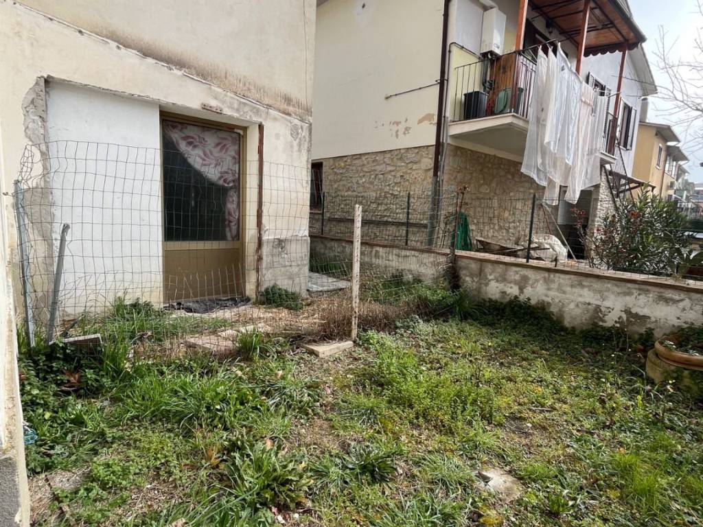 Appartamento a Cortona in Via Giacomo Leopardi, 8 - Foto 4