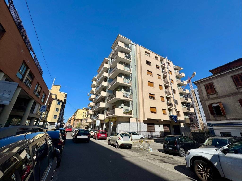 Box / garage a Cosenza in via 24 Maggio , 16 - Foto 4