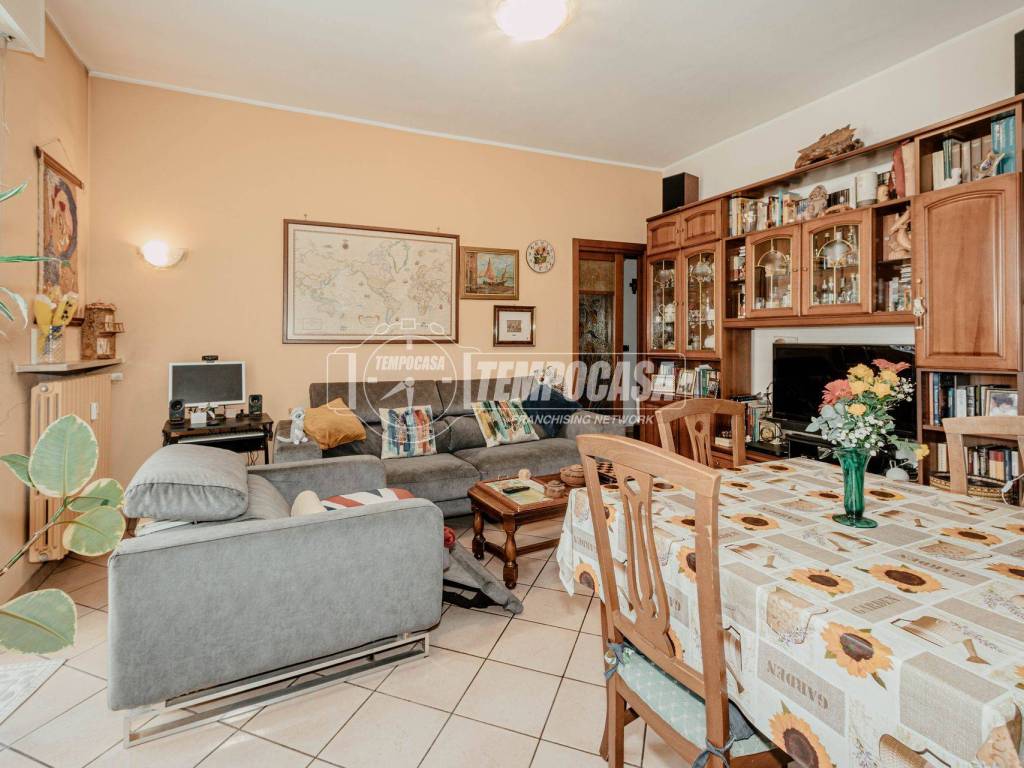 Appartamento a Vigevano in Via Gioacchino Rossini - Foto 3