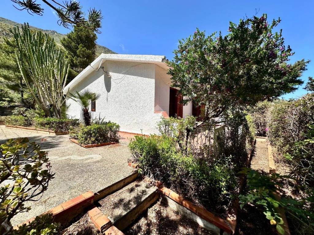 Villa a Castellammare del golfo in Contrada Calamazzo di Sciacca - Foto 4