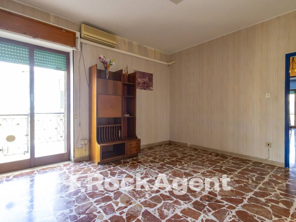 Appartamento a Catanzaro in Viale Crotone, 9 - Foto 4