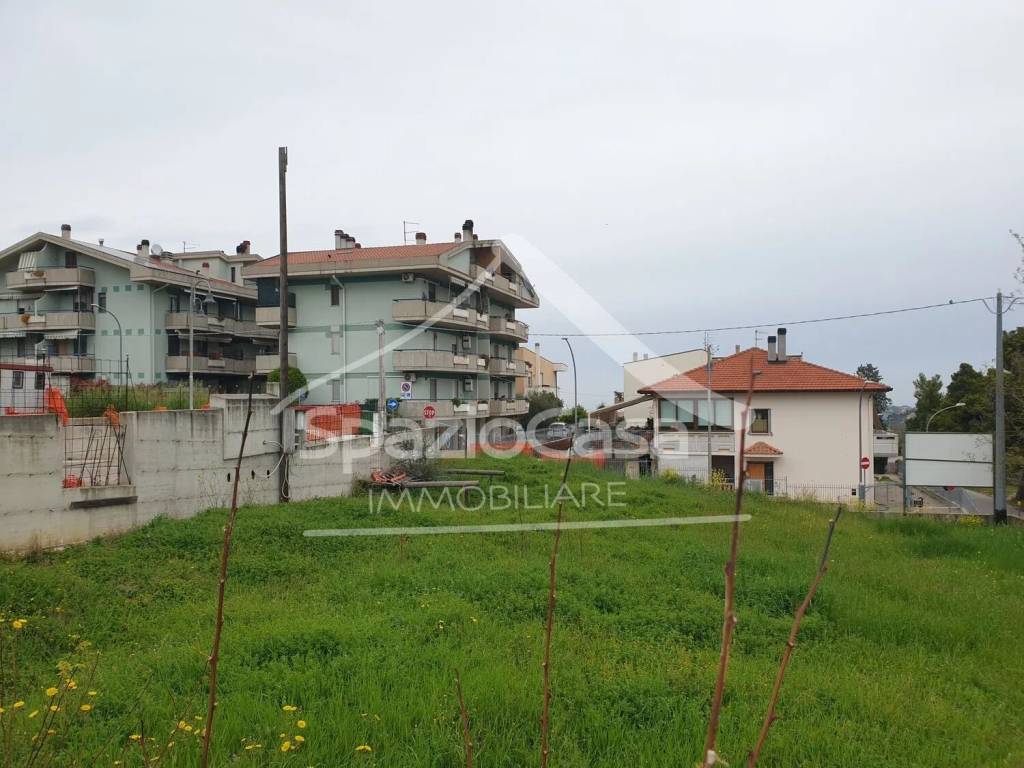 Terreno a Città sant'angelo in Via Crocifisso - Foto 2
