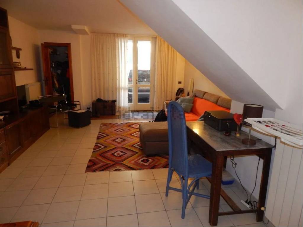 Appartamento a Livorno in Via Oberdan Chiesa - Foto 2