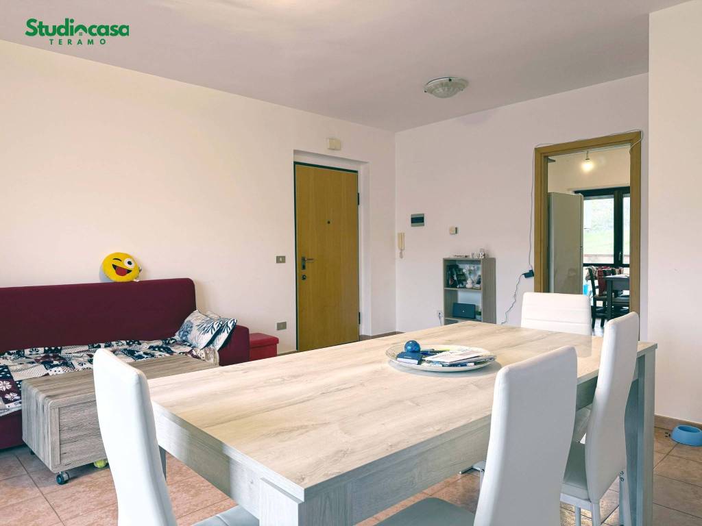 Appartamento a Teramo in Via Vincenzo Pilotti, 27 - Foto 4