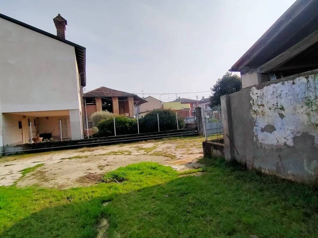 Terreno a Vistarino in Via Magherno - Foto 3
