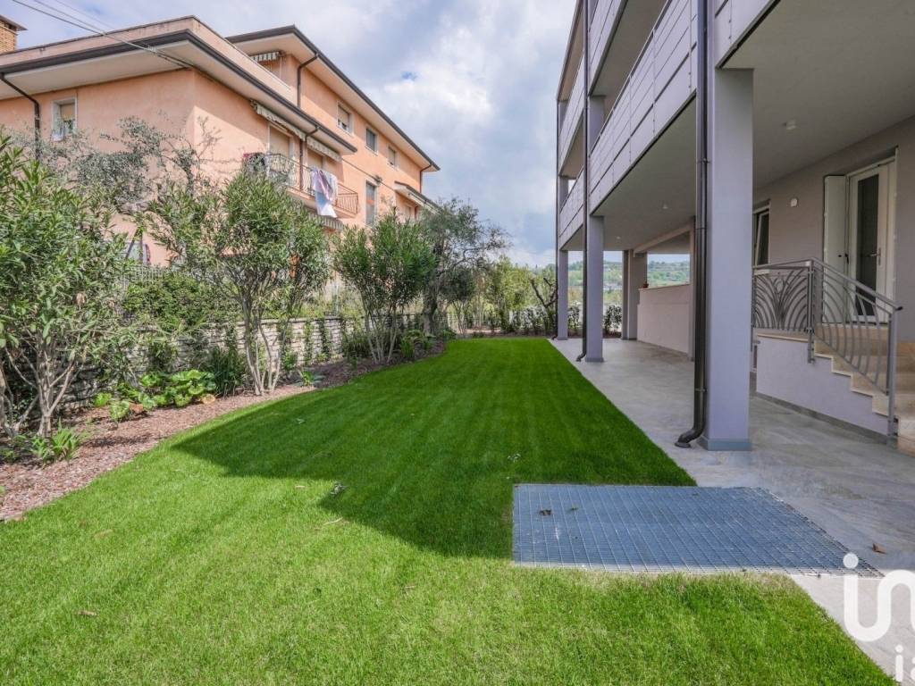 Appartamento a Bardolino in Via San Colombano, 21 - Foto 2