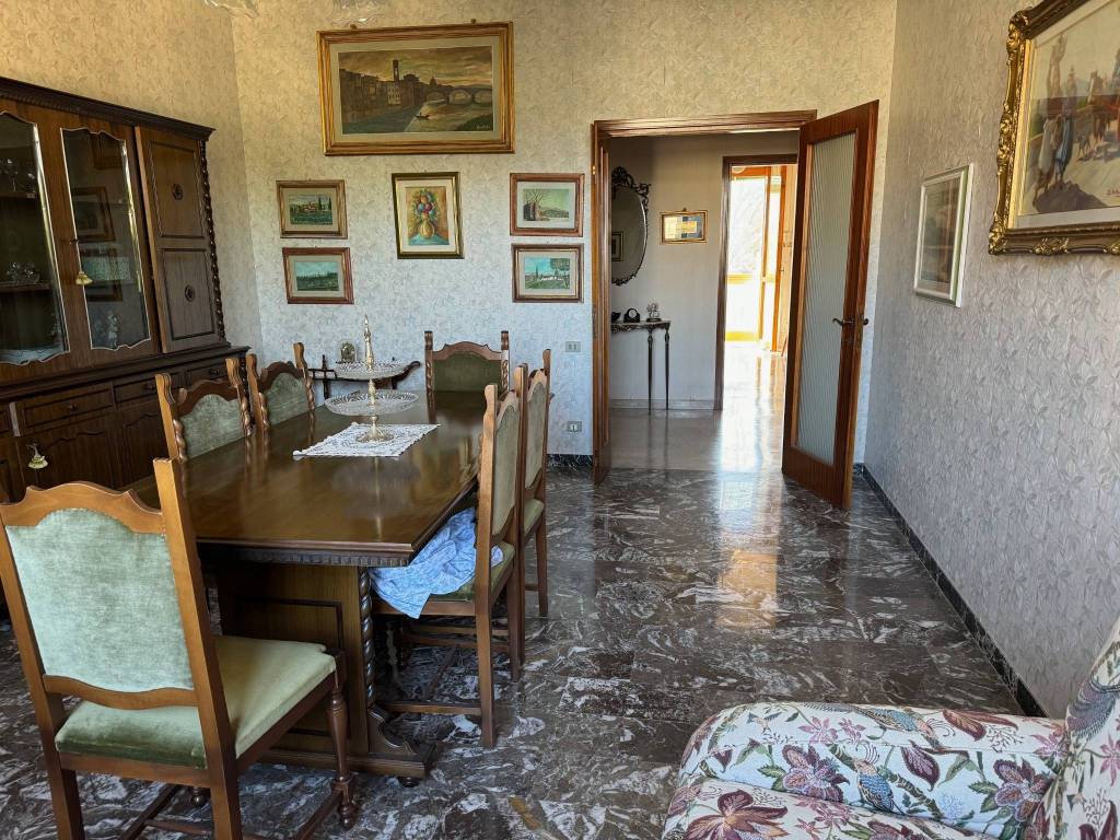 Appartamento a Firenze in Via Coppo di Marcovaldo, 25 - Foto 5