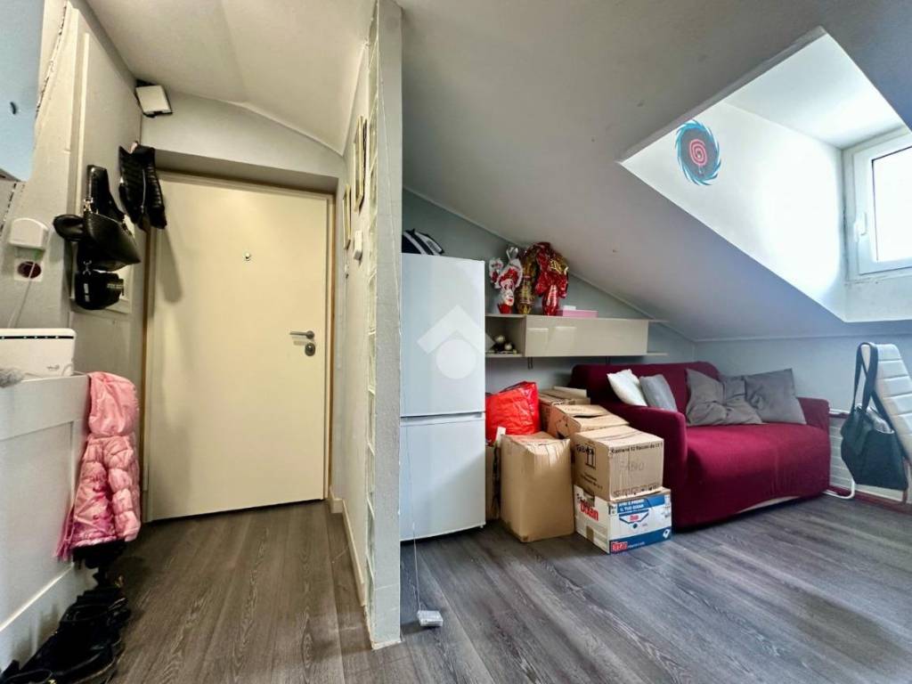 Appartamento a Trieste in Via Gaspare Tonello, 10 - Foto 2