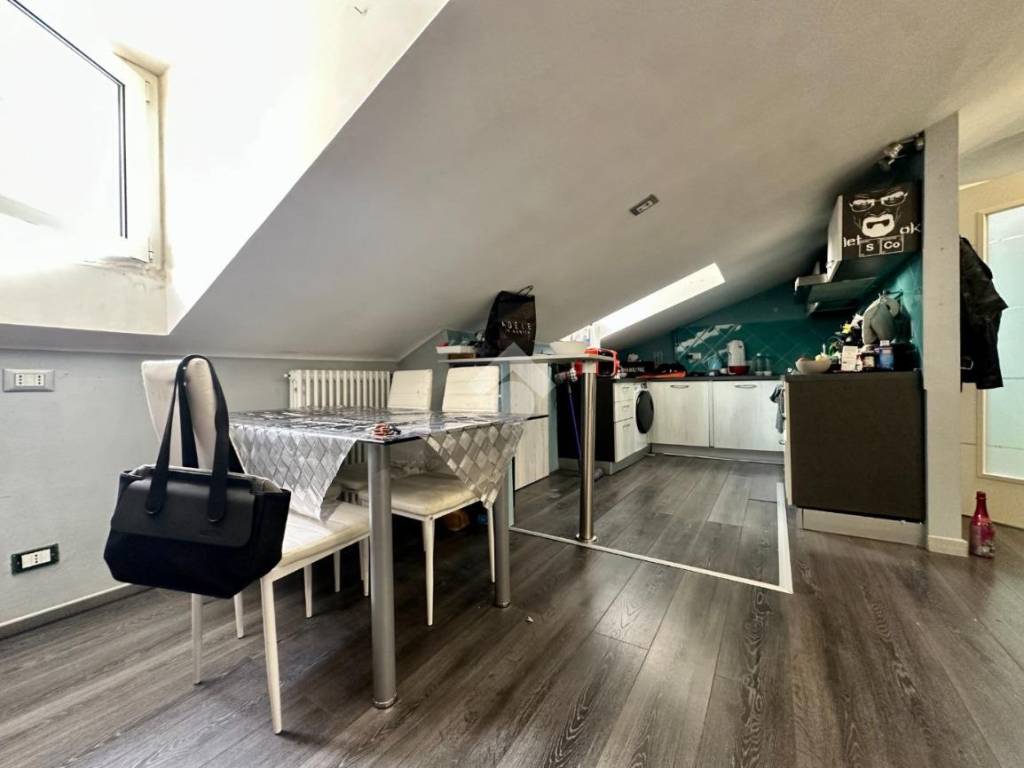 Appartamento a Trieste in Via Gaspare Tonello, 10 - Foto 4